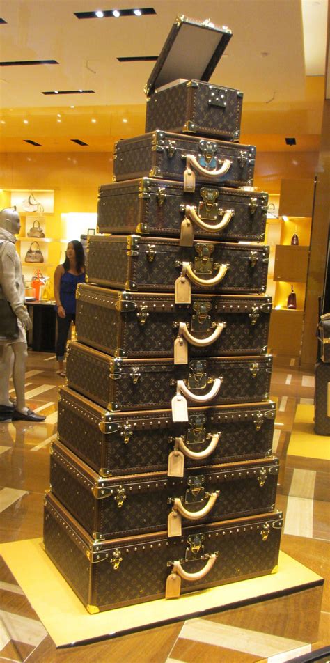 is louis vuitton cheaper in las vegas